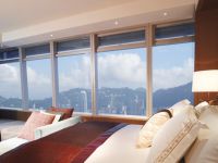 ����� The Ritz-Carlton