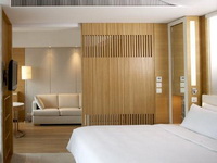 ����� Hotel Jen