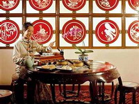 ����� White Swan Hotel