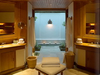 ����� Amandari Resort