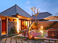 ����� Sanyas Suite