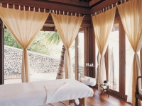 ����� Cocoa Island Resort