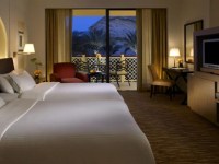 ����� Shangri-La\