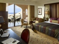 ����� Shangri-La\