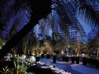 ����� Makati Shangri-La