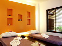 ����� All Seasons Naiharn Phuket