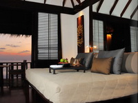 ����� The Surin Phuket (����� ���)